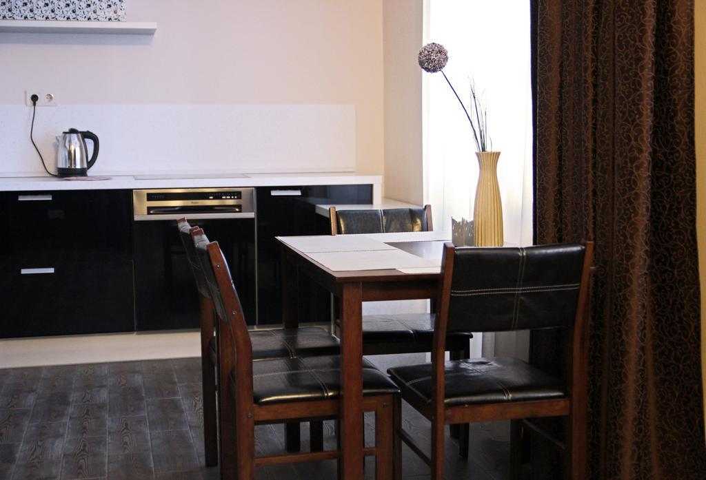 Alexandra Apartments Industrial Bridge Kiev Ngoại thất bức ảnh