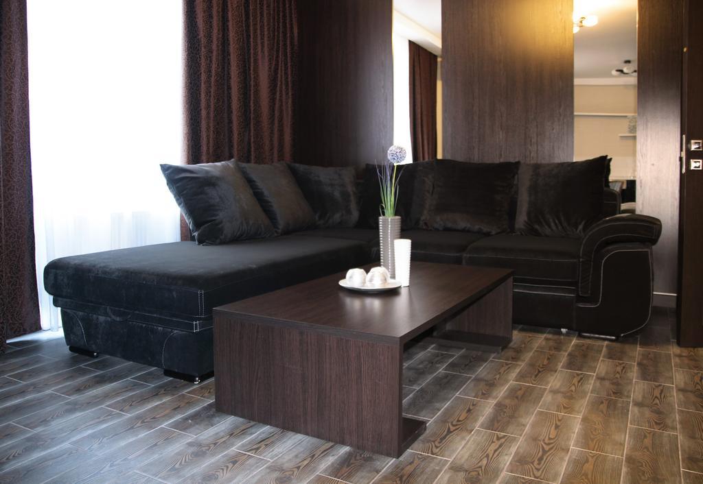 Alexandra Apartments Industrial Bridge Kiev Ngoại thất bức ảnh